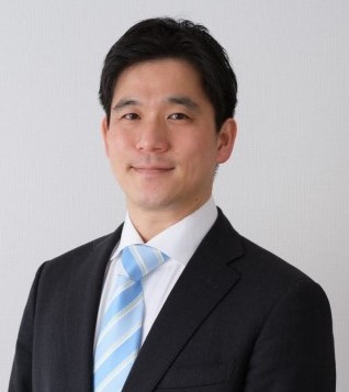 山田健介 教授写真